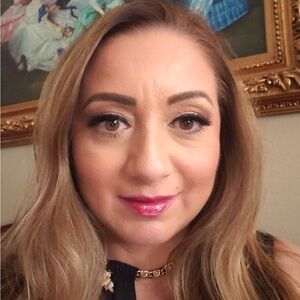 Meet your Posher, Diana